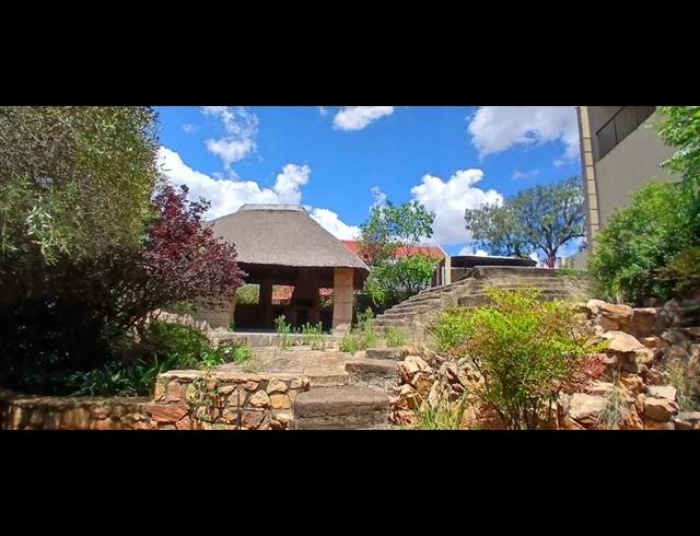 4 BEDROOM HOUSE FOR SALE IN ONTDEKKERSPARK